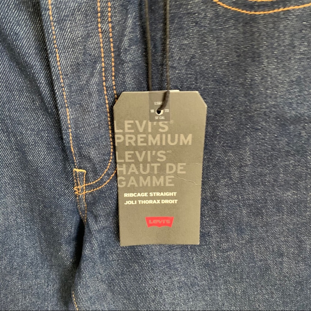 NWT Levi’s Ribcage Straight Dark Wash High Rise - Picture 6 of 10